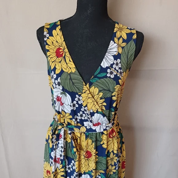 F21 Floral Print Dress - Picture 4 of 13
